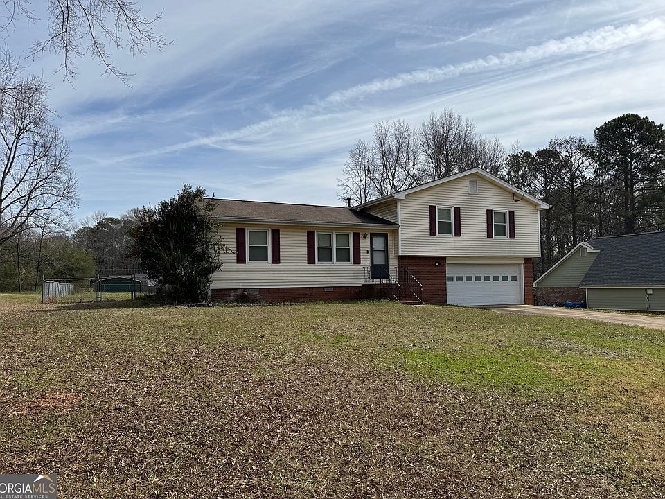 1st image of 4660 Cedar Brook Dr SE