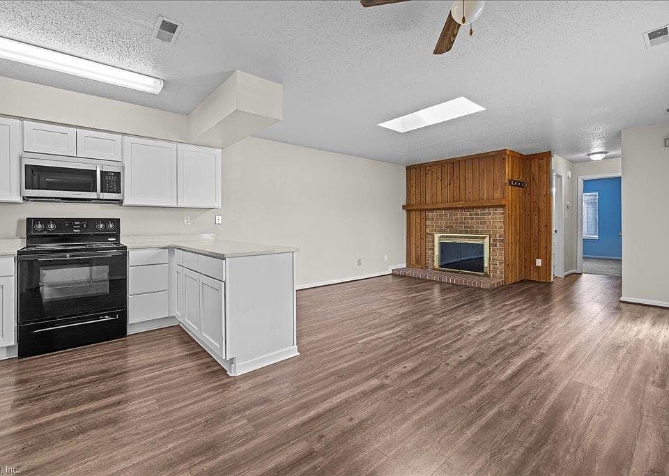 1st image of 1150 Ocean Pebbles Way