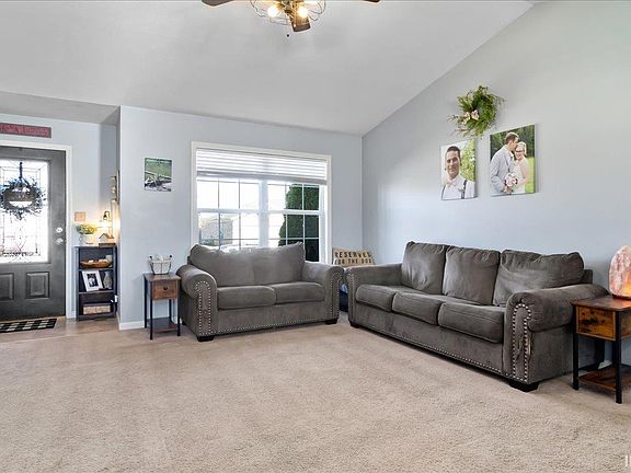 5th image of 3435 Wayland Dr