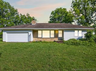 8298 E 485th Rd, Claremore, OK 74019