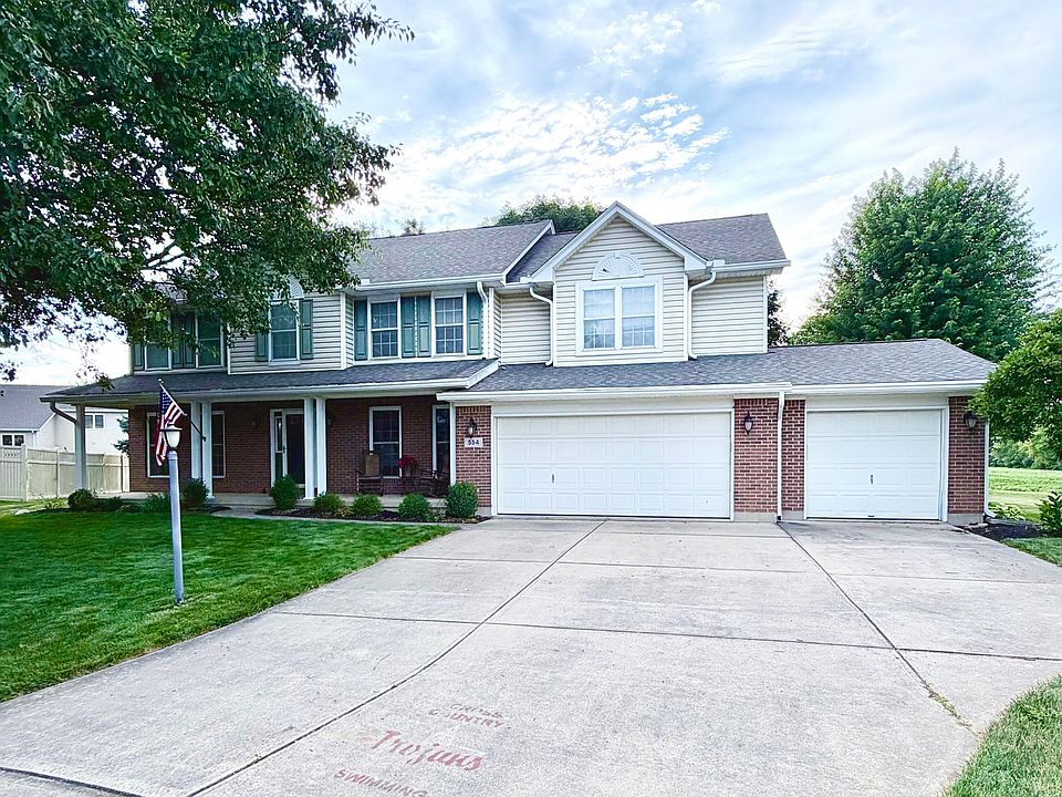 1st image of 554 Woodbury Ct