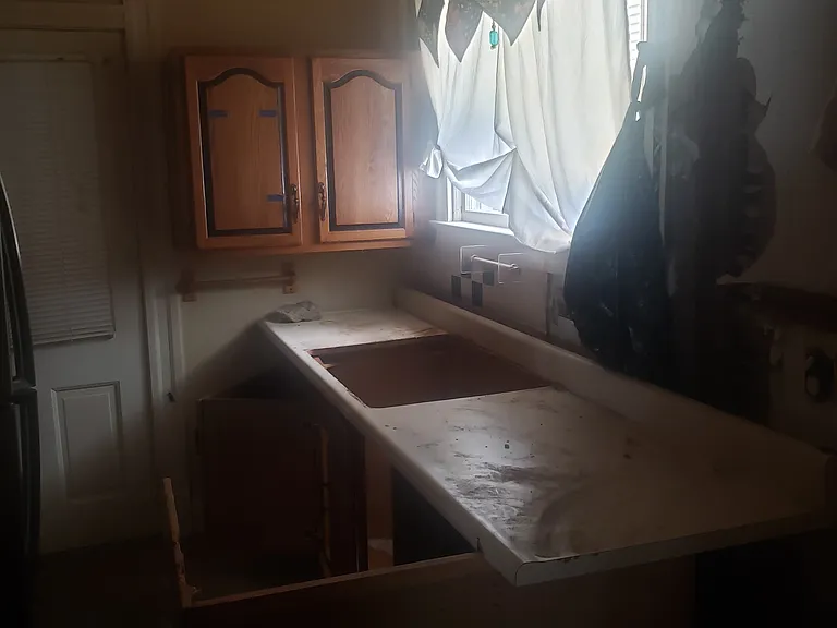346 Wright St — Photo 1