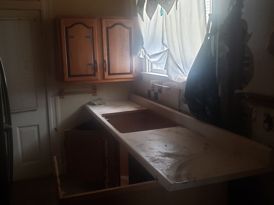 1st image of 346 Wright St