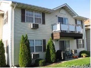 100 Hillside Dr APT D10, Middletown, NY 10941