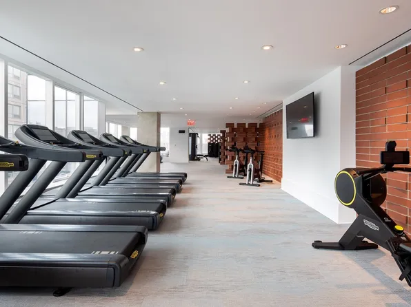 420 Kent Avenue image 35 of 36