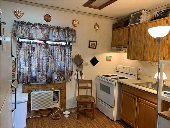 3rd image of 2134 Bradford St APT 404