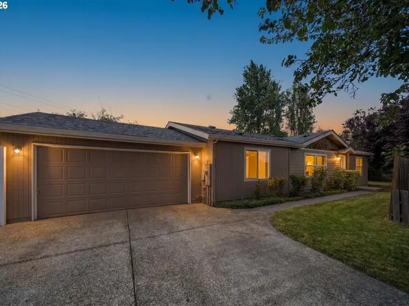 3065 NE Egret Ct, Fairview, OR 97024
