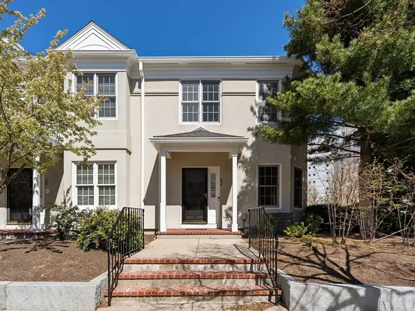 52 Tilden Commons Dr #52, Quincy, MA 02171