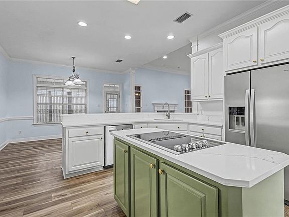 5th image of 7180 Charlanda Blvd