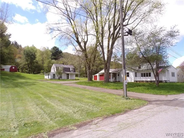 501 High St, Whitesville, NY 14897