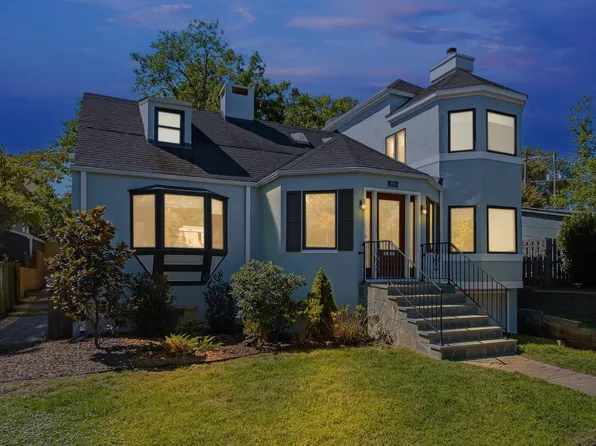 4646 Greene Pl NW, Washington, DC 20007