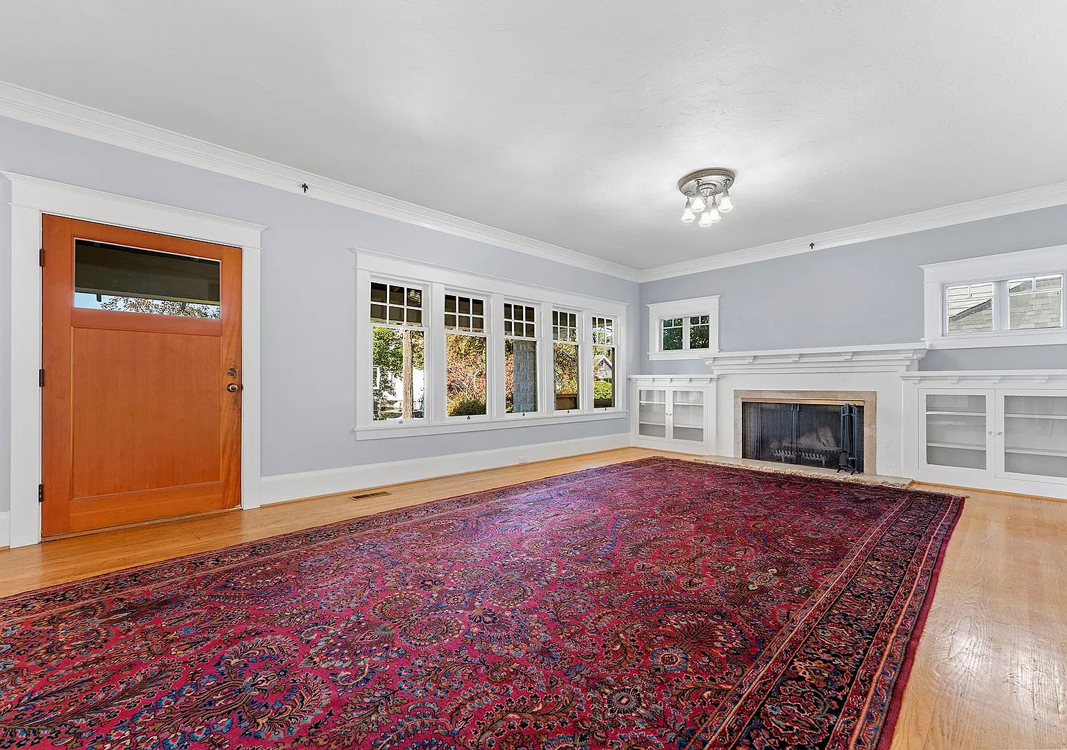 4 Bedroom 3 full Bath Beautiful Old PDX Craftsman Stunner! 18 mo lease available! — Photo 3