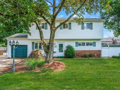 3 Woods Lane, Centereach, NY, 11720