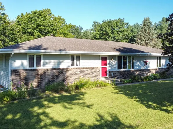 15612 Wittwer Rd, South Beloit, IL 61080