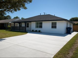 2929 8th Ave N, Texas City, TX 77590