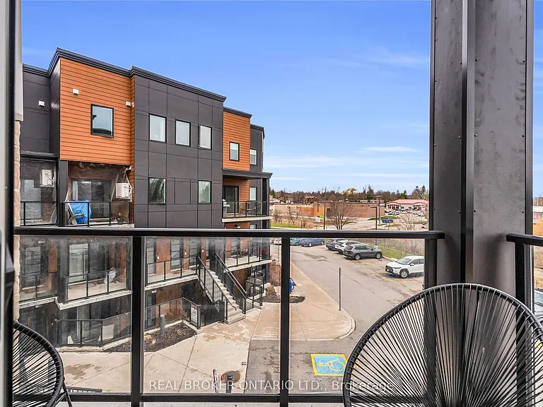 17 Centre St #311 — Photo 35