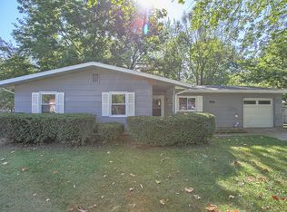1002 Rainbow Vw, Urbana, IL 61802