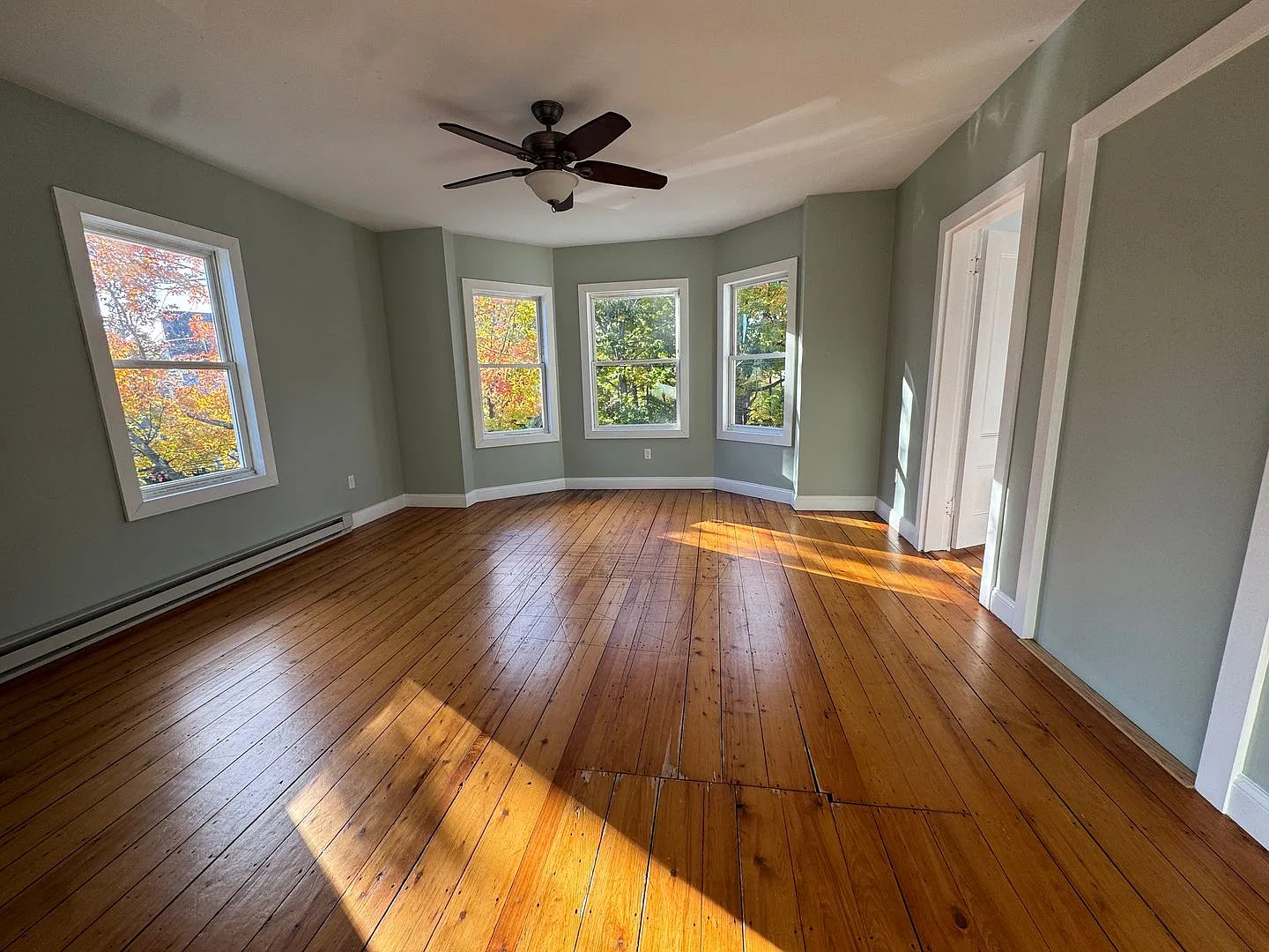 152 Washburn Avenue — Photo 2