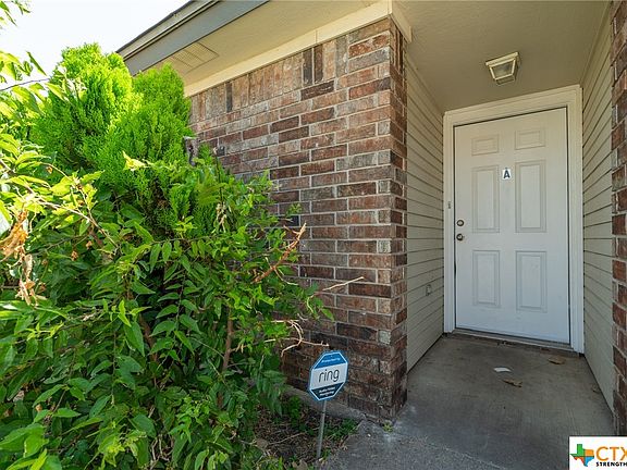 3rd image of 3210 Toledo Dr