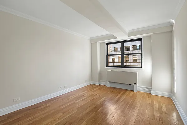 Rented by Stonehenge NYC LLC | media 4