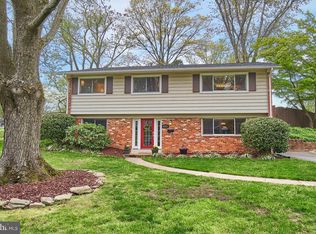 4202 Linden St, Fairfax, VA 22030