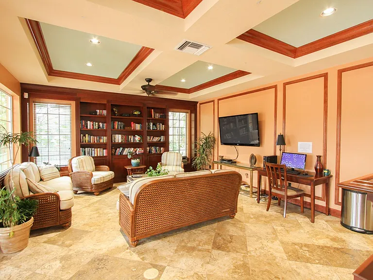 1230 Wildwood Lakes Blvd #202 — Photo 41