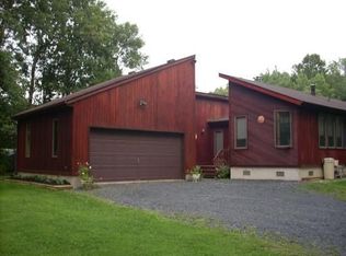 44 Prospect Hill Rd, Wallkill, NY 12589