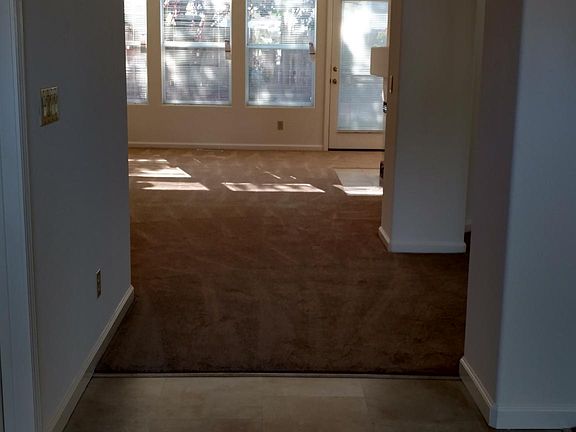 2nd image of 1818 Rainier Cir