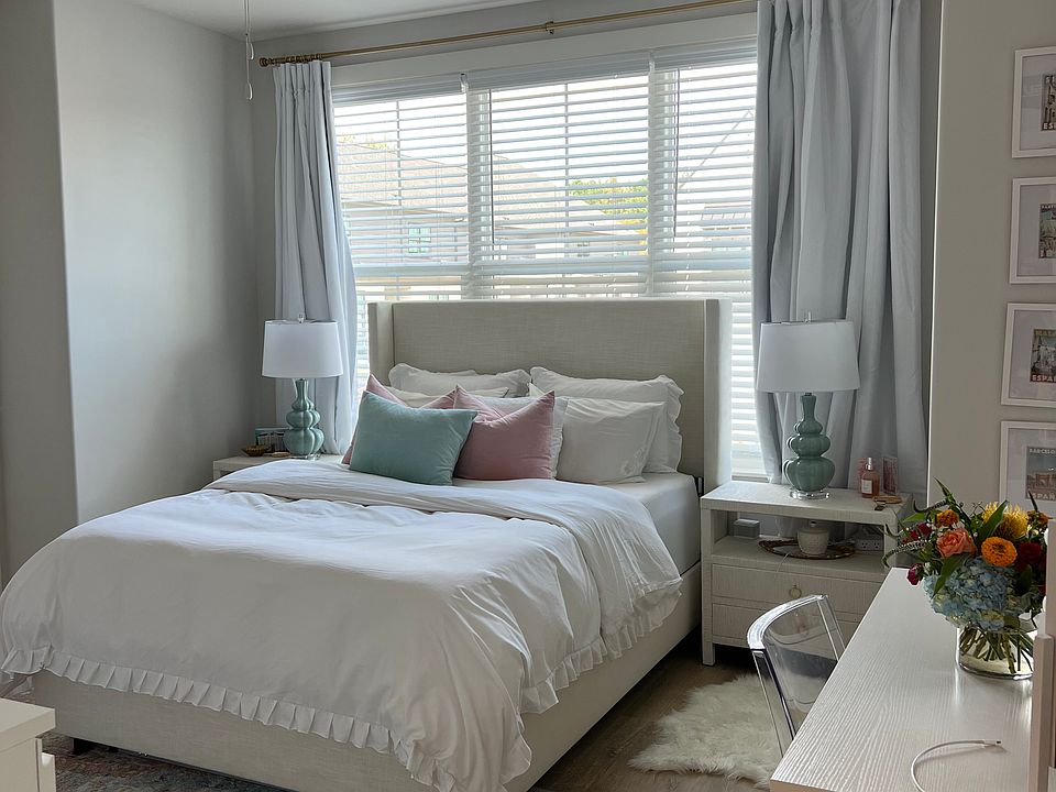 1st image of 676 Miramar Ln #705