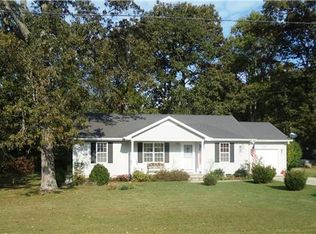 3182 Rutledge Falls Dr, Manchester, TN 37355