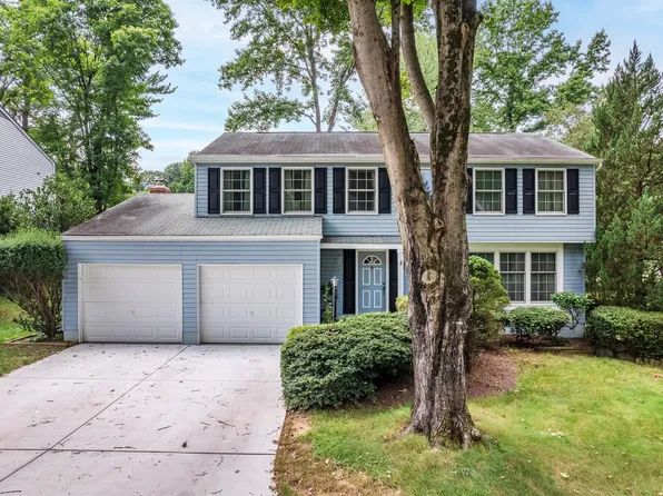7026 Deepage Dr, Columbia, MD 21045