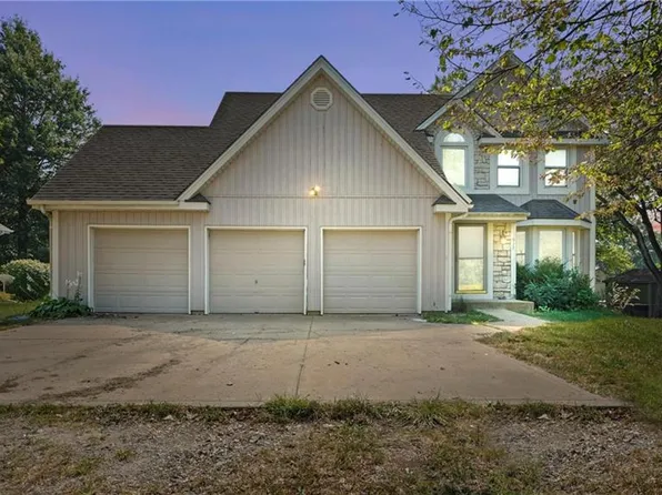 617 E 6th St, Lawson, MO 64062
