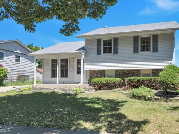 16261 92nd Ave, Orland Hills, IL 60487