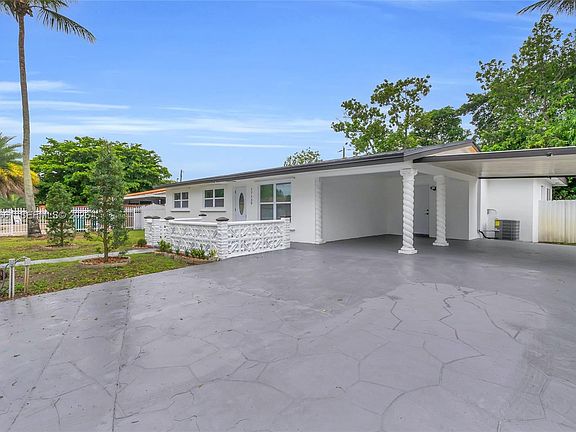 2nd image of 17130 NW 51st Pl