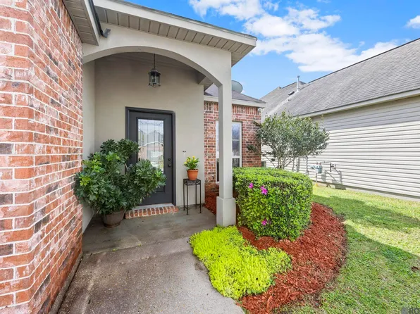 11412 Rossow Ct, Denham Springs, LA 70726