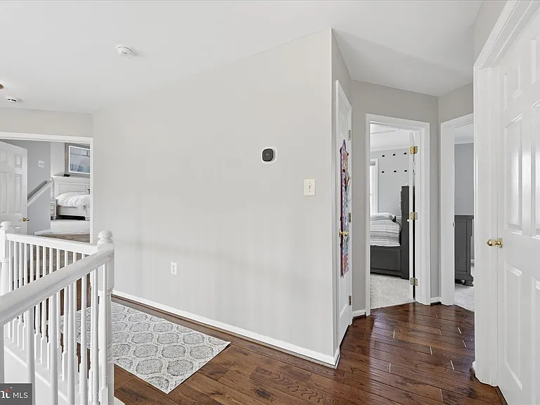 704 Seaton Ct SE — Photo 27