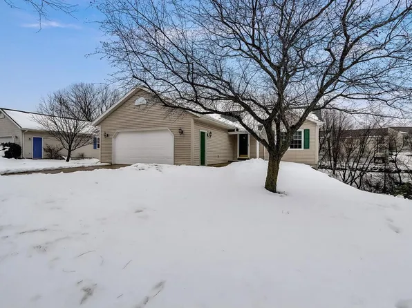 713 Brookview Trail, Mount Horeb, WI 53572
