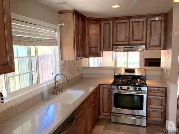 3rd image of 5463 Summerfield St