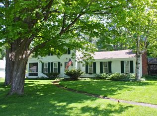 57 South St, Middletown Springs, VT 05757