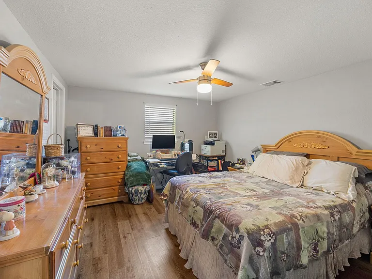1211 Trimm Ave — Photo 17