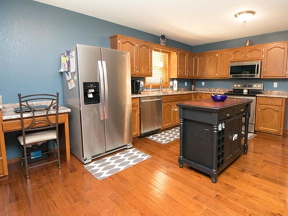 5th image of 2621 Dogwood Bluff Dr