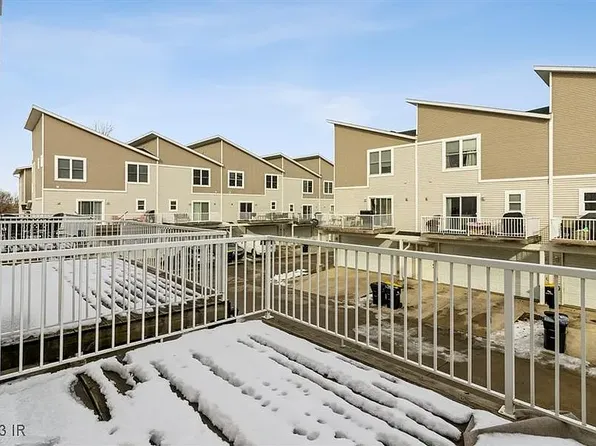 301 SE 11th St, Grimes, IA