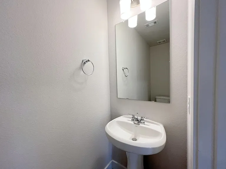 7002 Cedar Breeze Ct — Photo 12