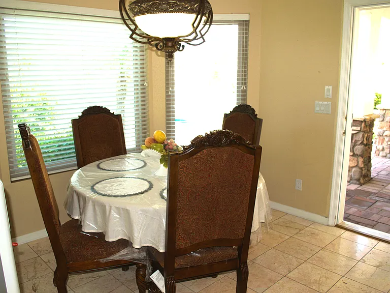1904 E Catamaran Ct — Photo 8