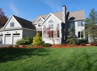 35 Eastman Ln, Hollis, NH 03049