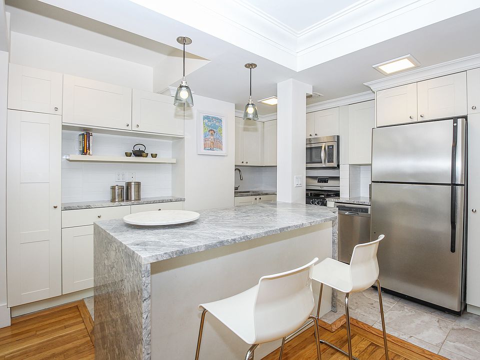 1st image of 17 N Chatsworth Ave #5DE