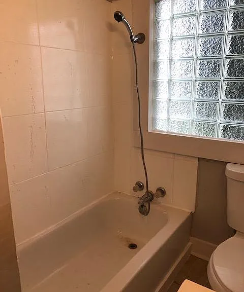 406 S Jefferson St — Photo 18