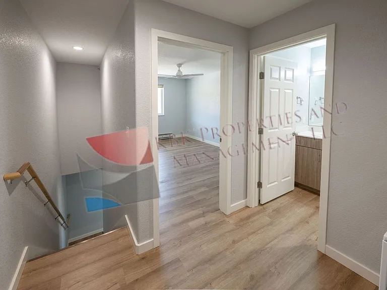 Loma Vista-821 Indiana Ave — Photo 12