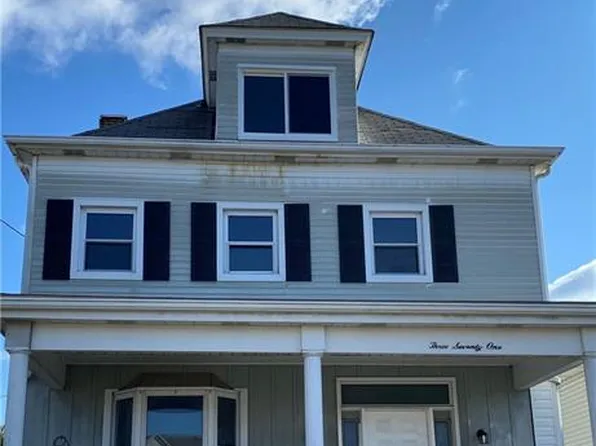 371 Washington Ave, Leechburg, PA 15656