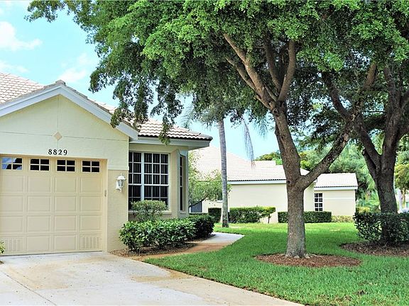 4th image of 8829 E Bay Cir